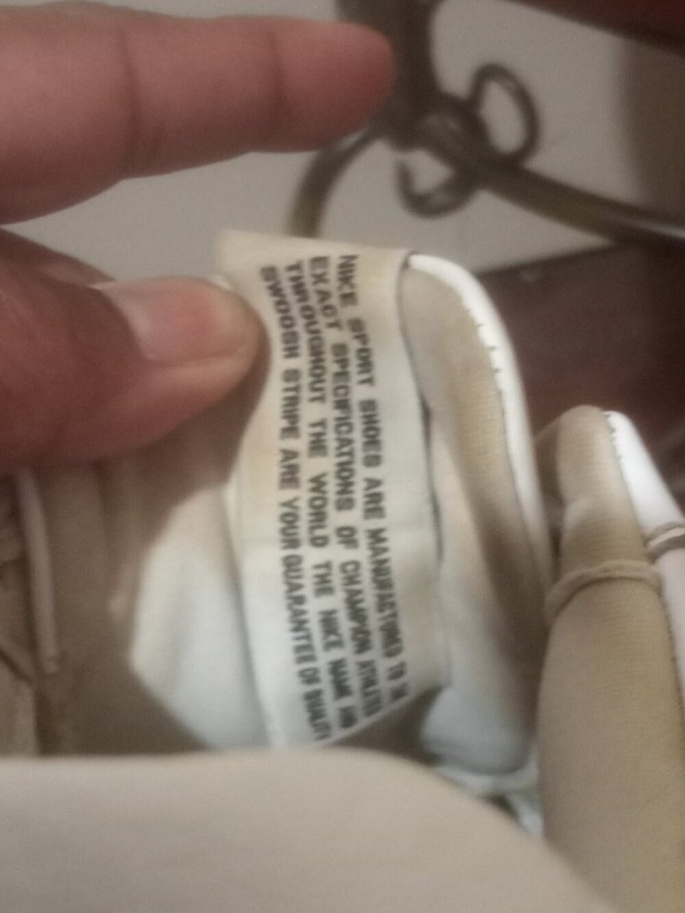Nike Air Force 1 Pixel Womens Size 8 White Lifestyle Sneakers Gold Chain Key - Picture 13 of 14